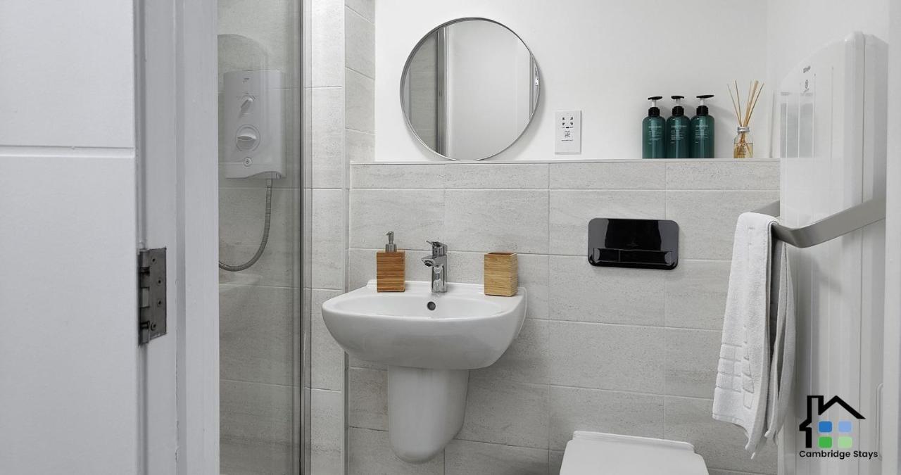 Cambridge Stays Central Apart Hotel 1Br Flats-Easy Walk To City Centre-Parking Esterno foto
