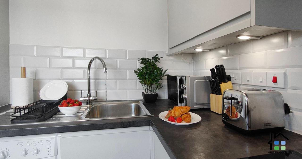 Cambridge Stays Central Apart Hotel 1Br Flats-Easy Walk To City Centre-Parking Esterno foto